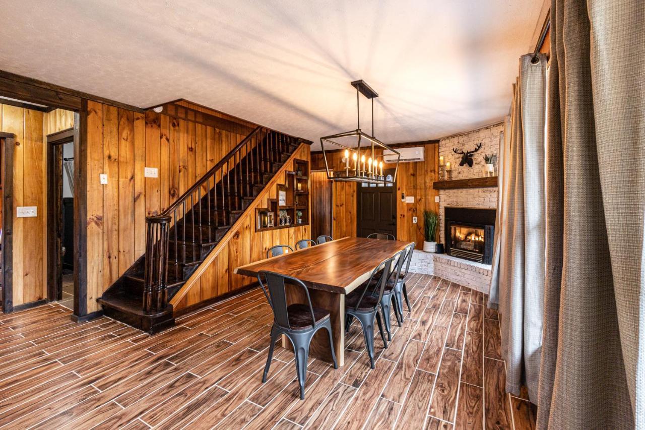 Fun Cabin With Hot Tub, Pool Table & Fire Pit - Big Blue Bryson City Dış mekan fotoğraf